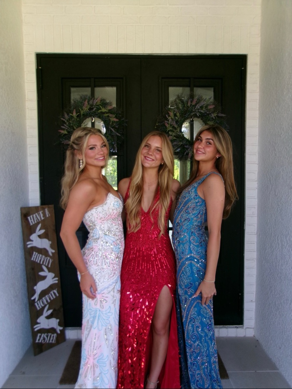 ‼️RED PROM DRESS‼️ - Picture 3 of 4